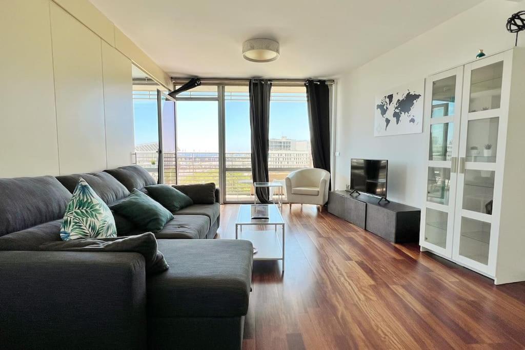Апартаменты Ral48 Сан-Адриан-де-Бесос Экстерьер фото