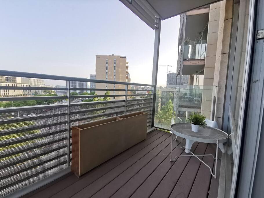 Апартаменты Ral48 Сан-Адриан-де-Бесос Экстерьер фото
