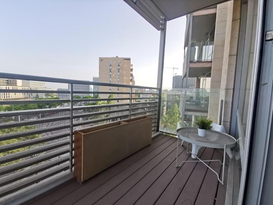 Апартаменты Ral48 Сан-Адриан-де-Бесос Экстерьер фото